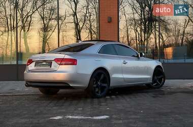 Купе Audi A5 2011 в 
