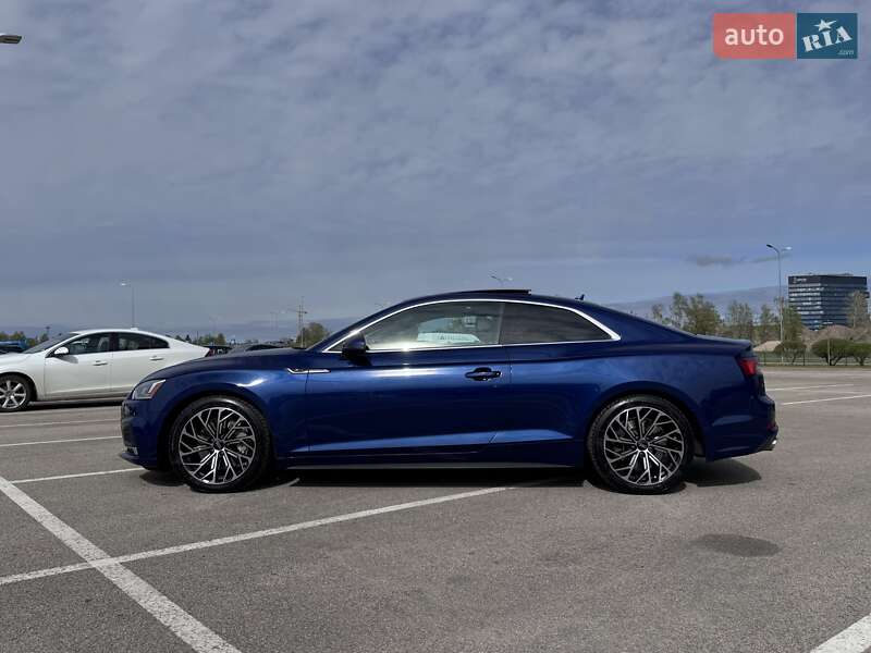 Купе Audi A5 2017 в Киеве