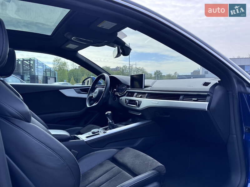 Купе Audi A5 2017 в Киеве