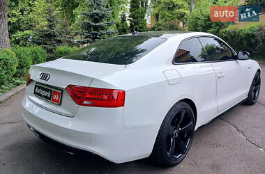 Купе Audi A5 2015 в 