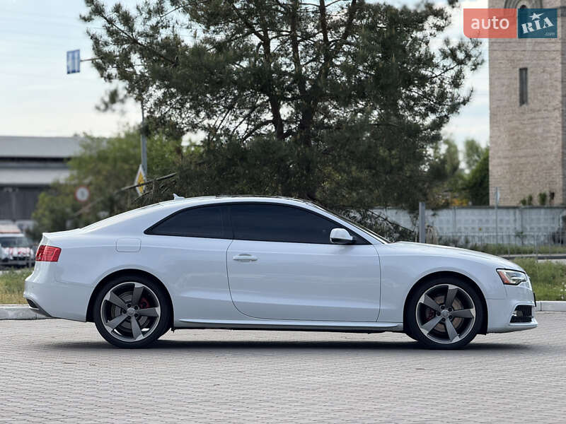 Купе Audi A5 2015 в Киеве