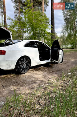 Купе Audi A5 2010 в 