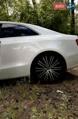 Купе Audi A5 2010 в 