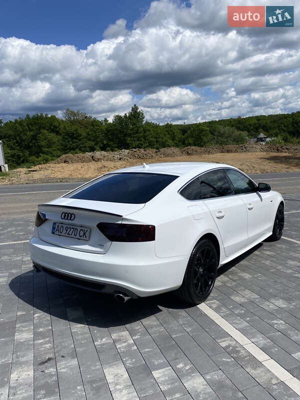 Купе Audi A5 2011 в Ужгороді