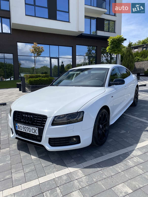 Купе Audi A5 2011 в Ужгороді