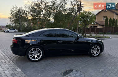 Купе Audi A5 2010 в 
