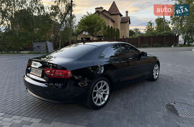 Купе Audi A5 2010 в 