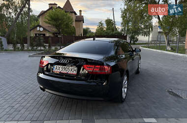 Купе Audi A5 2010 в 