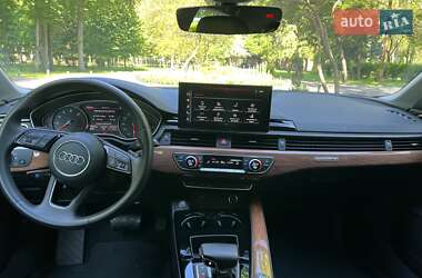 Купе Audi A5 2022 в 