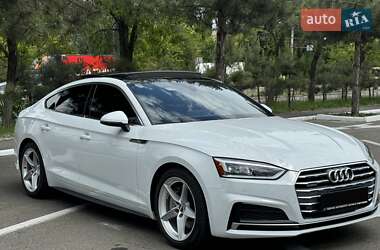 Купе Audi A5 2019 в 
