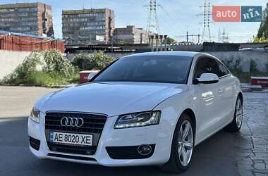 Купе Audi A5 2011 в 