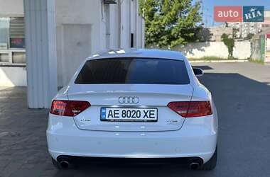 Купе Audi A5 2011 в 