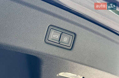 Лифтбек Audi A5 2017 в 