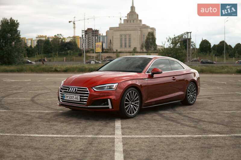 Купе Audi A5 2017 в 