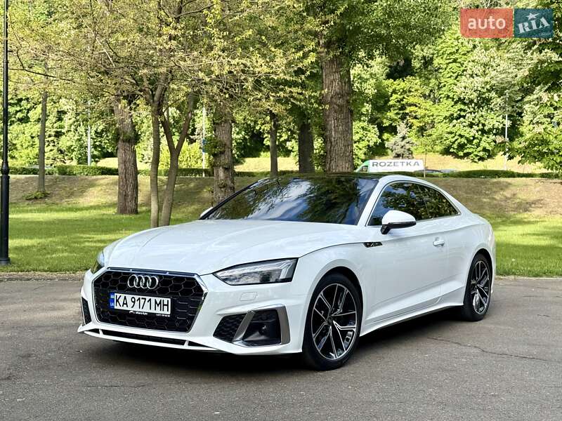 Купе Audi A5 2023 в 