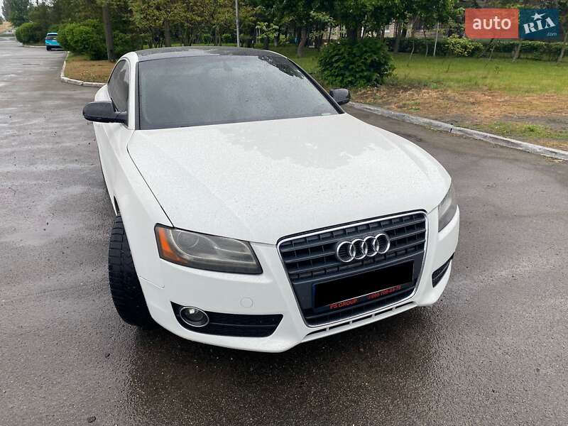 Купе Audi A5 2011 в Киеве