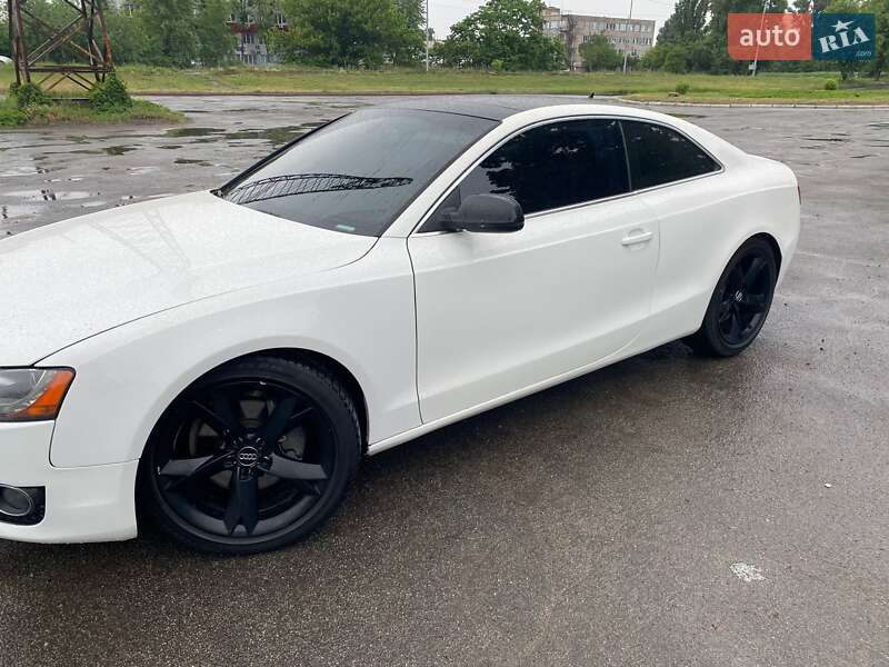 Купе Audi A5 2011 в Киеве