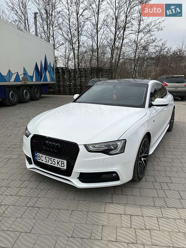 Купе Audi A5 2014 в 