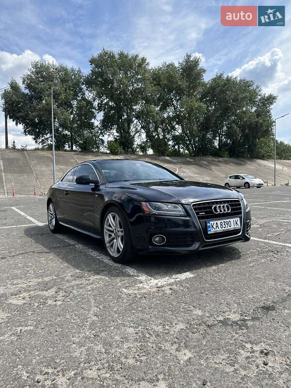 Купе Audi A5 2012 в Києві