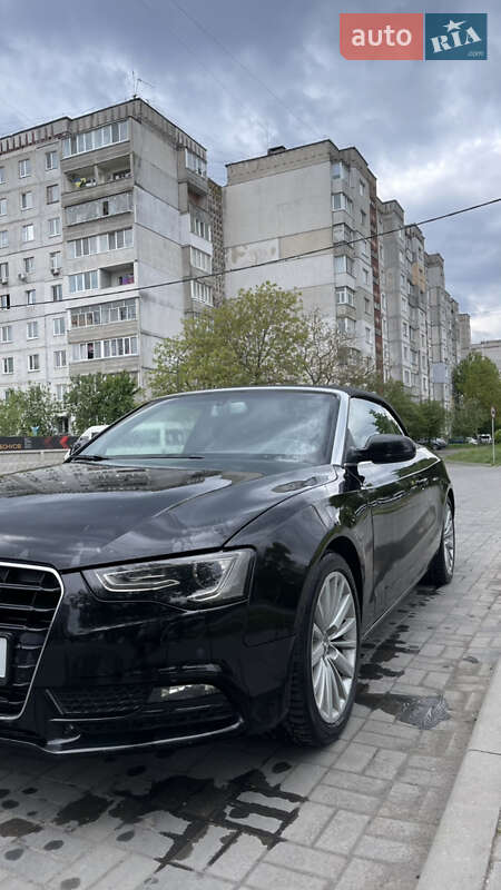 Кабриолет Audi A5 2011 в 