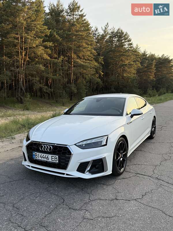 Лифтбек Audi A5 2022 в Кременчуге