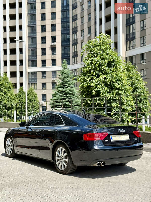 Купе Audi A5 2014 в Києві