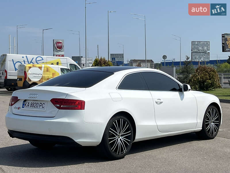 Купе Audi A5 2010 в Киеве