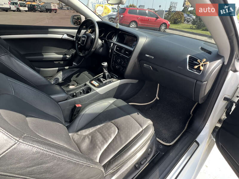 Купе Audi A5 2010 в Киеве