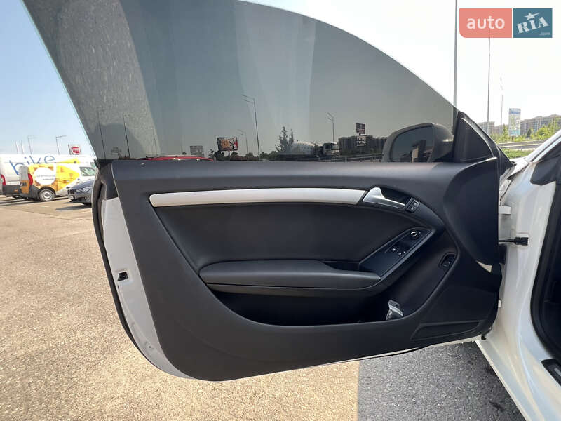 Купе Audi A5 2010 в Киеве