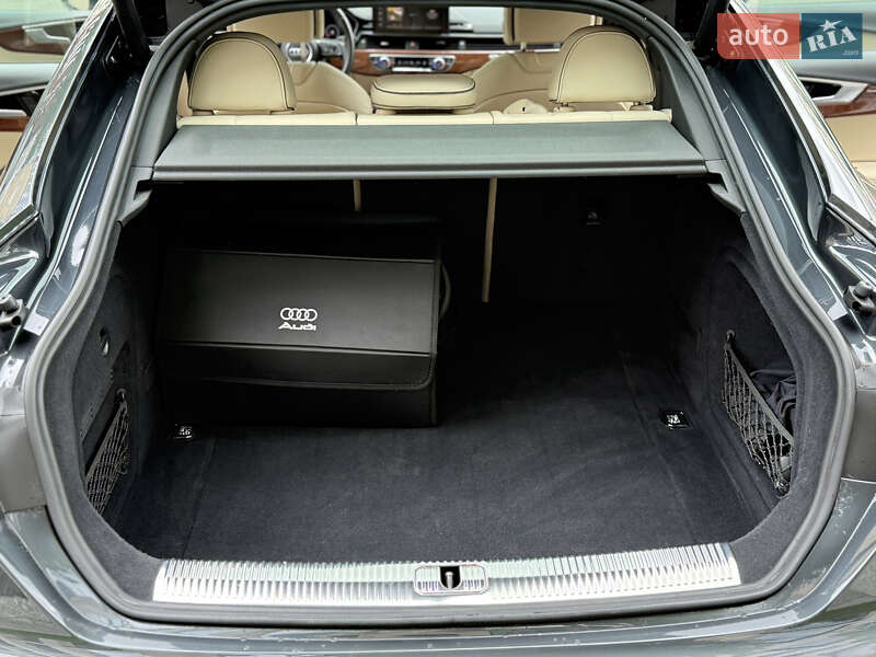 Лифтбек Audi A5 2020 в Киеве