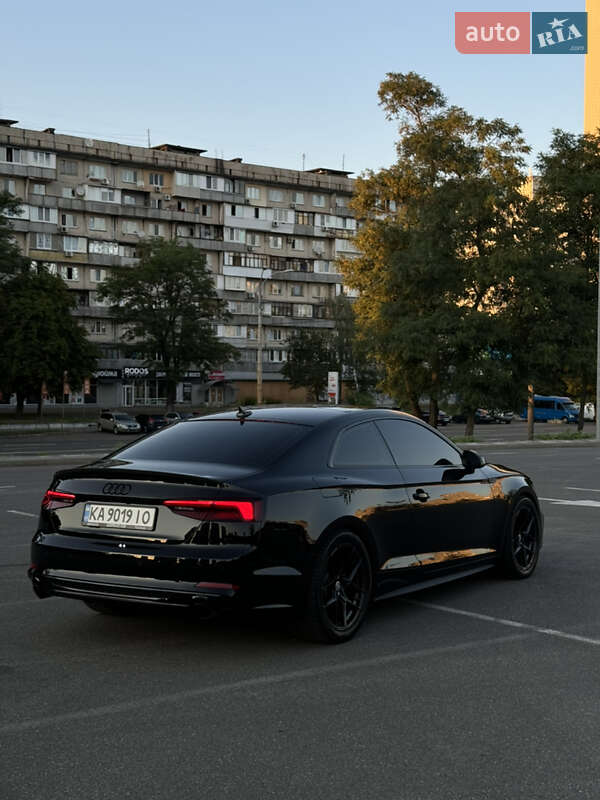Купе Audi A5 2018 в Киеве