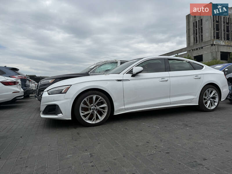 Лифтбек Audi A5 2020 в 