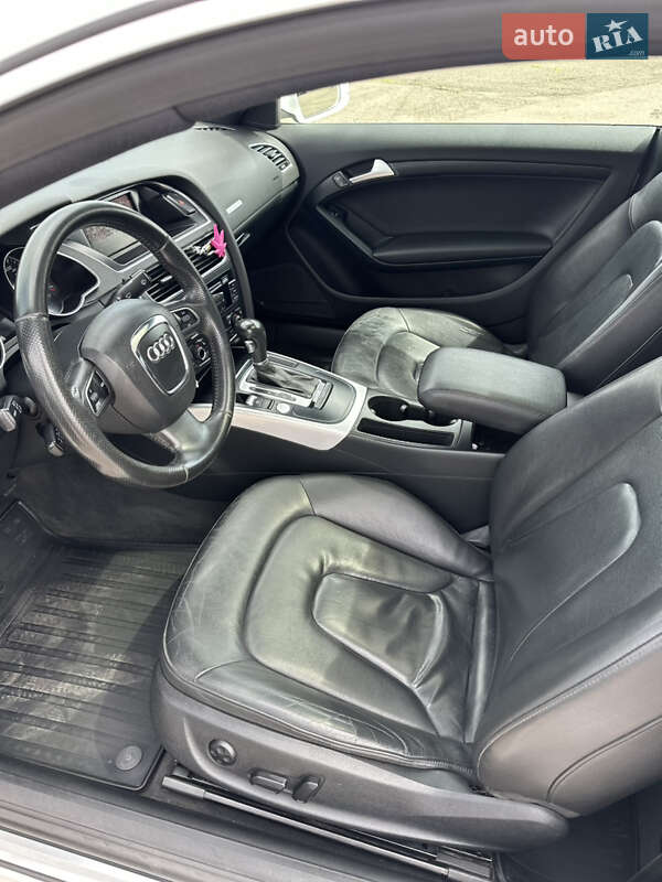 Купе Audi A5 2011 в Киеве