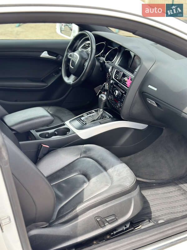 Купе Audi A5 2011 в Киеве