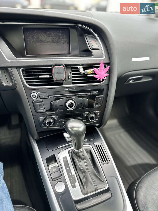 Купе Audi A5 2011 в Киеве