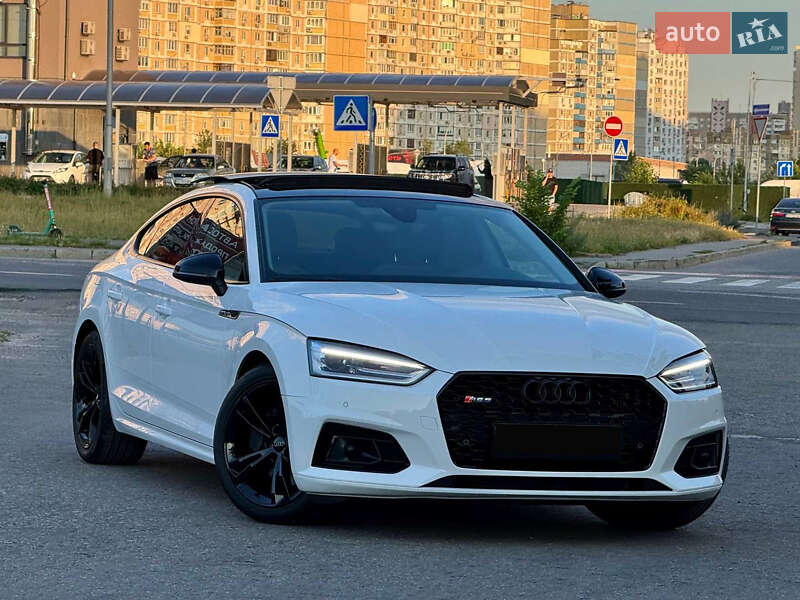 Купе Audi A5 2018 в 