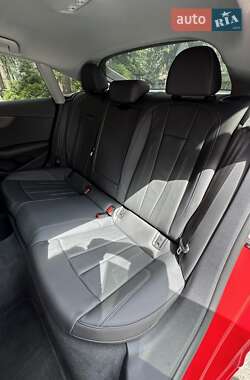 Ліфтбек Audi A5 2022 в 
