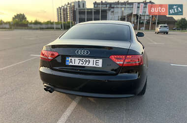 Купе Audi A5 2010 в 