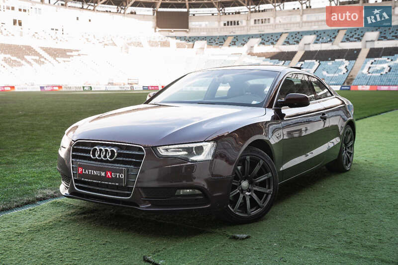 Купе Audi A5 2013 в 
