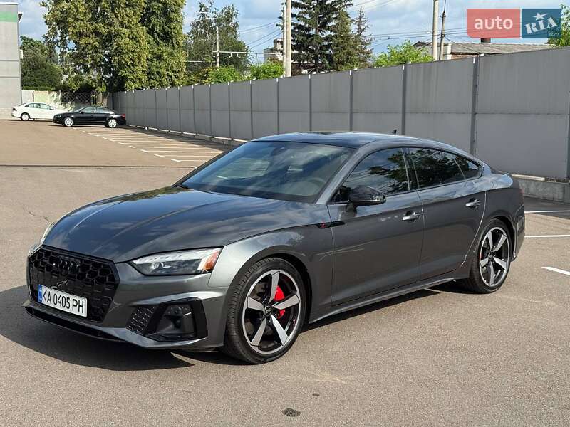 Лифтбек Audi A5 2023 в 