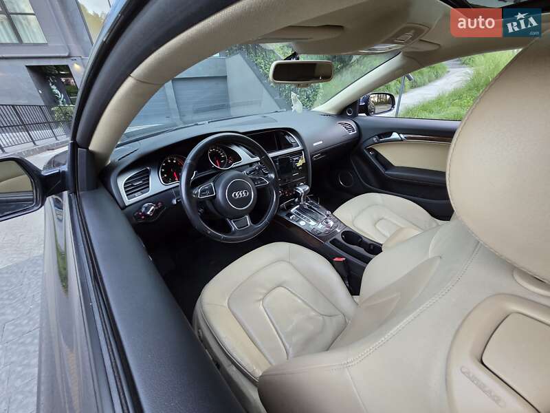 Купе Audi A5 2012 в Львове