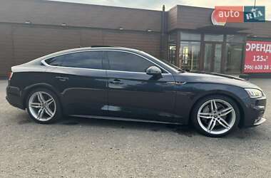 Купе Audi A5 2017 в 