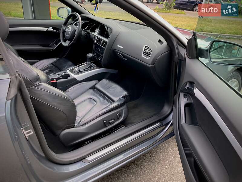 Кабріолет Audi A5 2011 в Києві