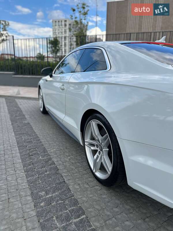 Купе Audi A5 2017 в Киеве