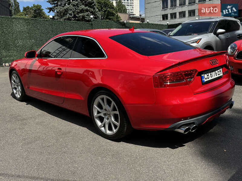 Купе Audi A5 2010 в Києві