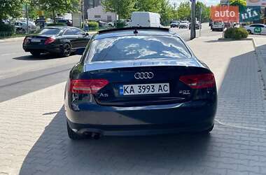 Купе Audi A5 2009 в 