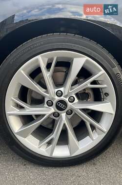 Купе Audi A5 2022 в 
