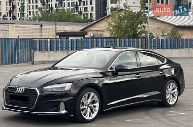 Купе Audi A5 2022 в 