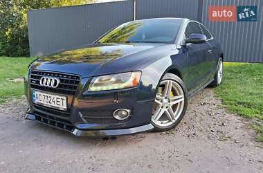 Купе Audi A5 2011 в 