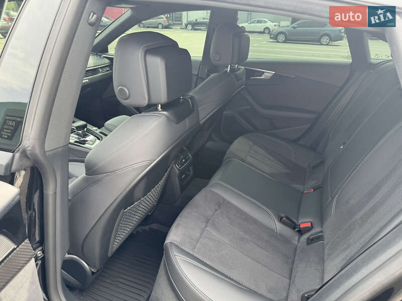 Лифтбек Audi A5 2022 в Киеве